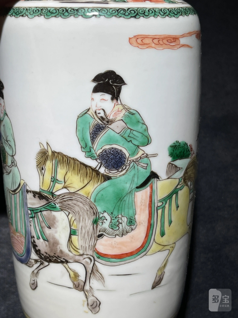 清康熙 五彩人物纹棒槌瓶 - 图6